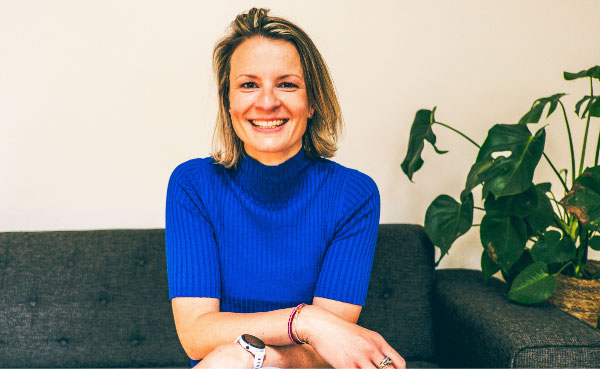 Marijke, coach die persoonlijke ontwikkeling en impact stimuleert.